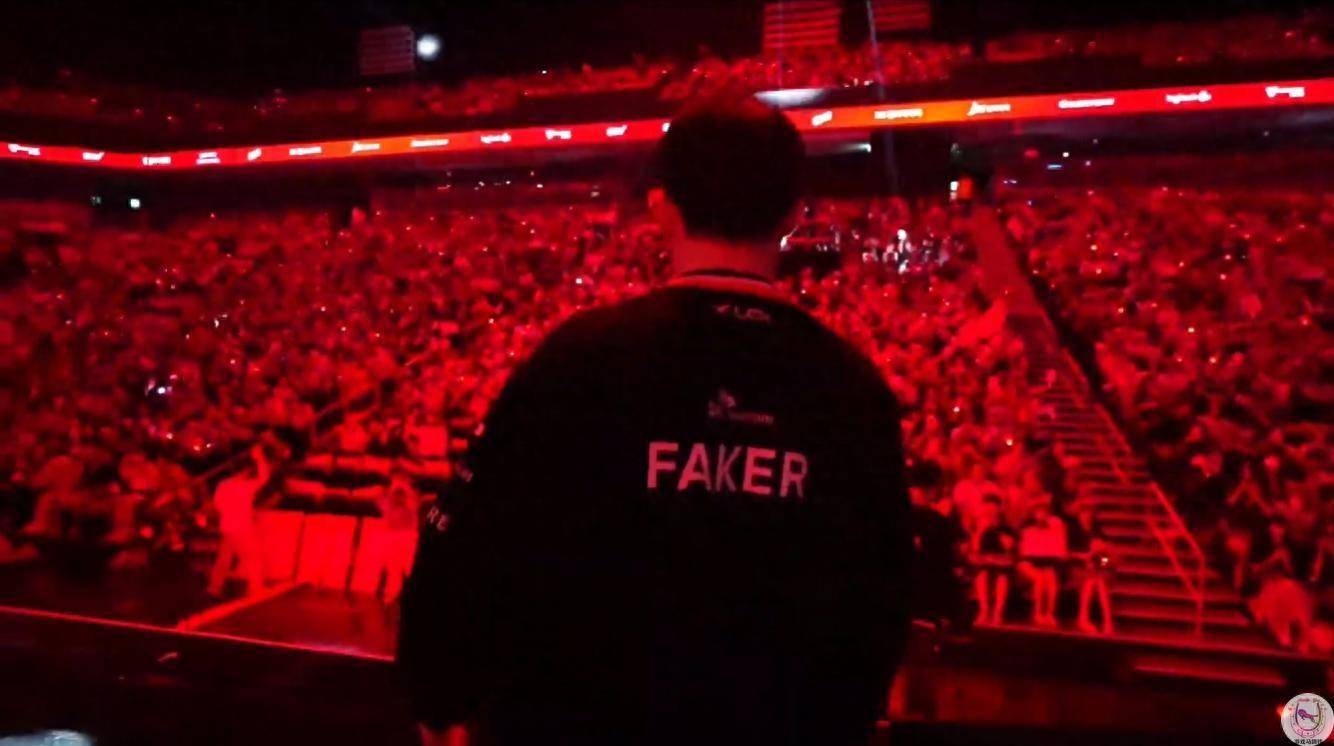 Faker迎来三赛季出色发挥，FPX观众热烈欢呼！的简单介绍